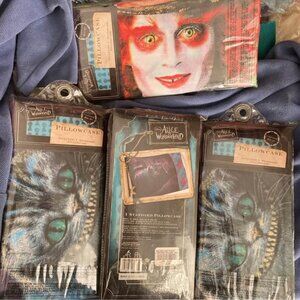 1-pillowcase Disney Alice in wonderland 20” x 30” Mad Hatter or Cat Cheshire NEW